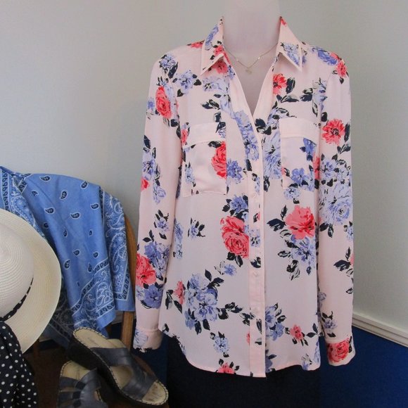 Candie's Tops - Candie's Floral Print D-Ring Roll Sleeve Button Down Blouse
